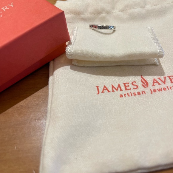 James Avery Jewelry - James Avery sterling silver ring size 7 Amor stacked ring!